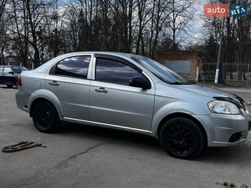 Авто Chevrolet Aveo 2007 № 8630027