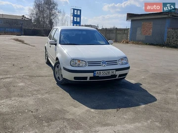 Авто Volkswagen Golf 2000 № 8630030