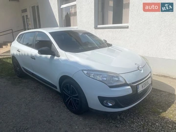 Авто Renault Megane 2013 № 8630075