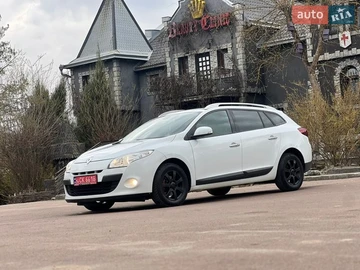 Авто Renault Megane 2010 № 8630106