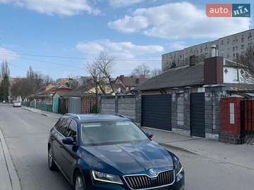 Авто Skoda Superb 2016 № 8630317