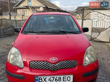 Авто Toyota Yaris 2004 № 8630404