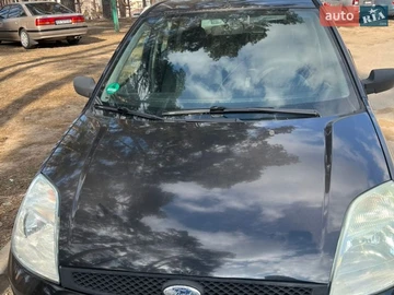 Авто Ford Fiesta 2003 № 8630405