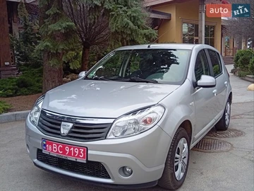 Авто Dacia Sandero 2009 № 8630447