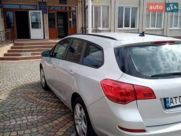 Авто Opel Astra 2011 № 8630468