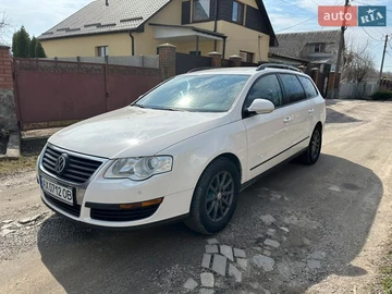 Авто Volkswagen Passat 2009 № 8630477