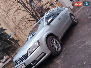 Авто Volkswagen Passat 2012 № 8630515