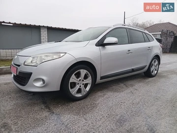 Авто Renault Megane 2012 № 8630525