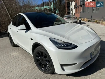 Авто Tesla Model Y 2021 № 8630750