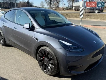 Авто Tesla Model Y 2023 № 8630753