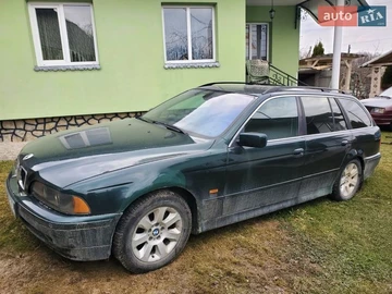 Авто BMW 5 Series 2002 № 8630967