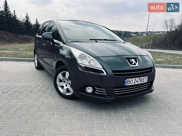 Авто Peugeot 5008 2010 № 8631004