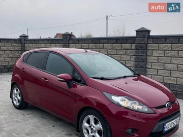 Авто Ford Fiesta 2010 № 8631037