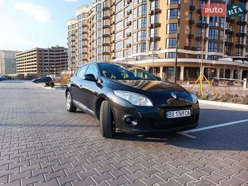 Авто Renault Megane 2010 № 8631041