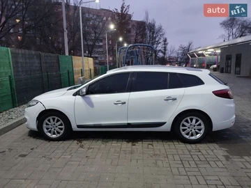 Авто Renault Megane 2011 № 8631072