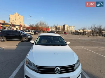 Авто Volkswagen Jetta 2015 № 8631106
