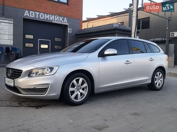 Авто Volvo V60 2013 № 8631366