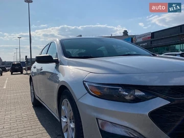 Авто Chevrolet Malibu 2019 № 8631371