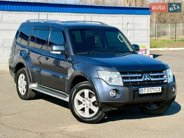 Авто Mitsubishi Pajero Wagon 2008 № 8631394