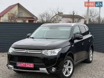 Авто Mitsubishi Outlander 2015 № 8631415