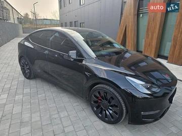 Авто Tesla Model Y 2023 № 8631518