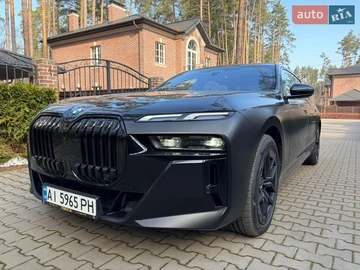 Авто BMW 7 Series 2023 № 8631549