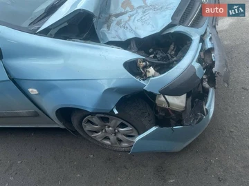 Авто Hyundai Getz 2008 № 8631595