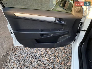 Авто Opel Astra 2009 № 8631858