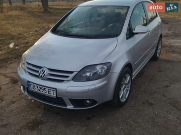 Авто Volkswagen Golf Plus 2006 № 8631869