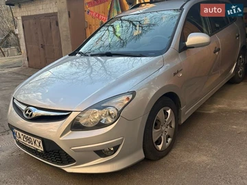 Авто Hyundai I30 2011 № 8631877