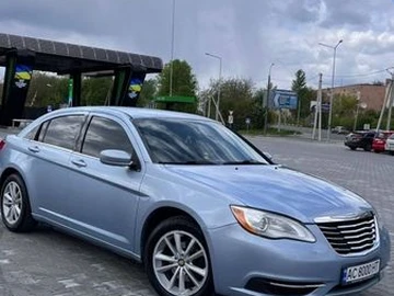 Авто Chrysler 200 2014 № 8631923