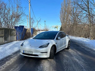 Авто Tesla Model 3 2019 № 8632126