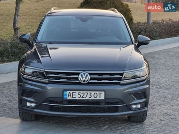 Авто Volkswagen Tiguan 2019 № 8632250