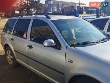 Авто Volkswagen Golf 2003 № 8632370