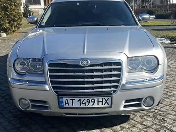 Авто Chrysler 300C 2005 № 8632668