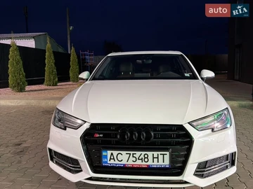 Авто Audi A4 2016 № 8632828