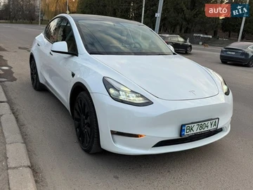 Авто Tesla Model Y 2022 № 8632860