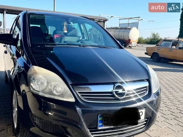 Авто Opel Zafira 2010 № 8633082