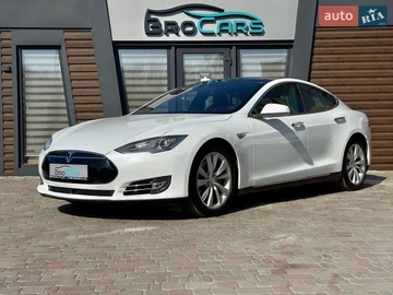 Авто Tesla Model S 2015 № 8633161
