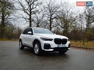 Авто BMW X5 2020 № 8633234