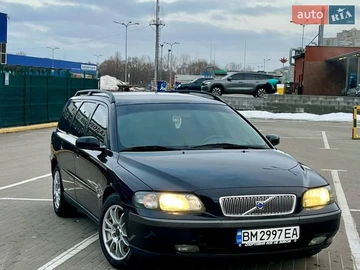 Авто Volvo V70 2004 № 8633448