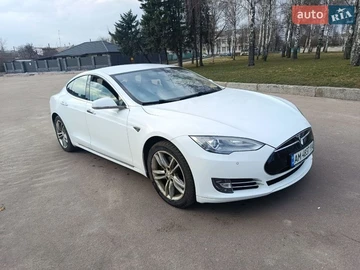 Авто Tesla Model S 2014 № 8633505