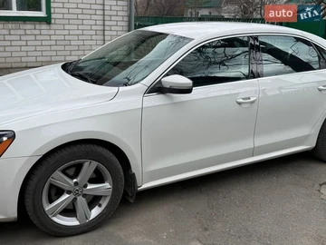 Авто Volkswagen Passat 2013 № 8633507