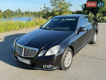 Авто Mercedes E-Class 2012 № 8633515