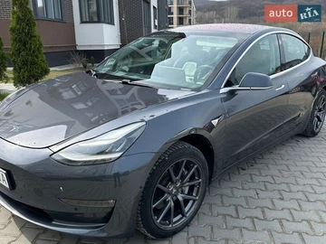 Авто Tesla Model 3 2017 № 8633689