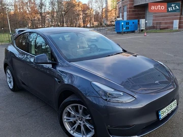 Авто Tesla Model Y 2023 № 8633733