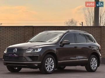 Авто Volkswagen Touareg 2016 № 8633734