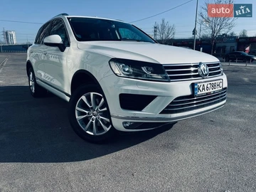 Авто Volkswagen Touareg 2015 № 8633751