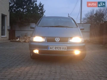 Авто Volkswagen Sharan 2000 № 8633811