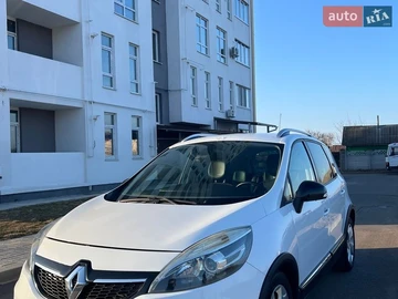 Авто Renault Scenic 2013 № 8633927